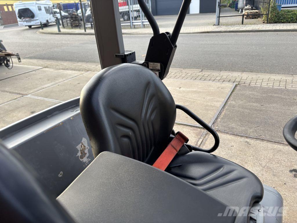 Jungheinrich EFG320 Carrelli elevatori elettrici