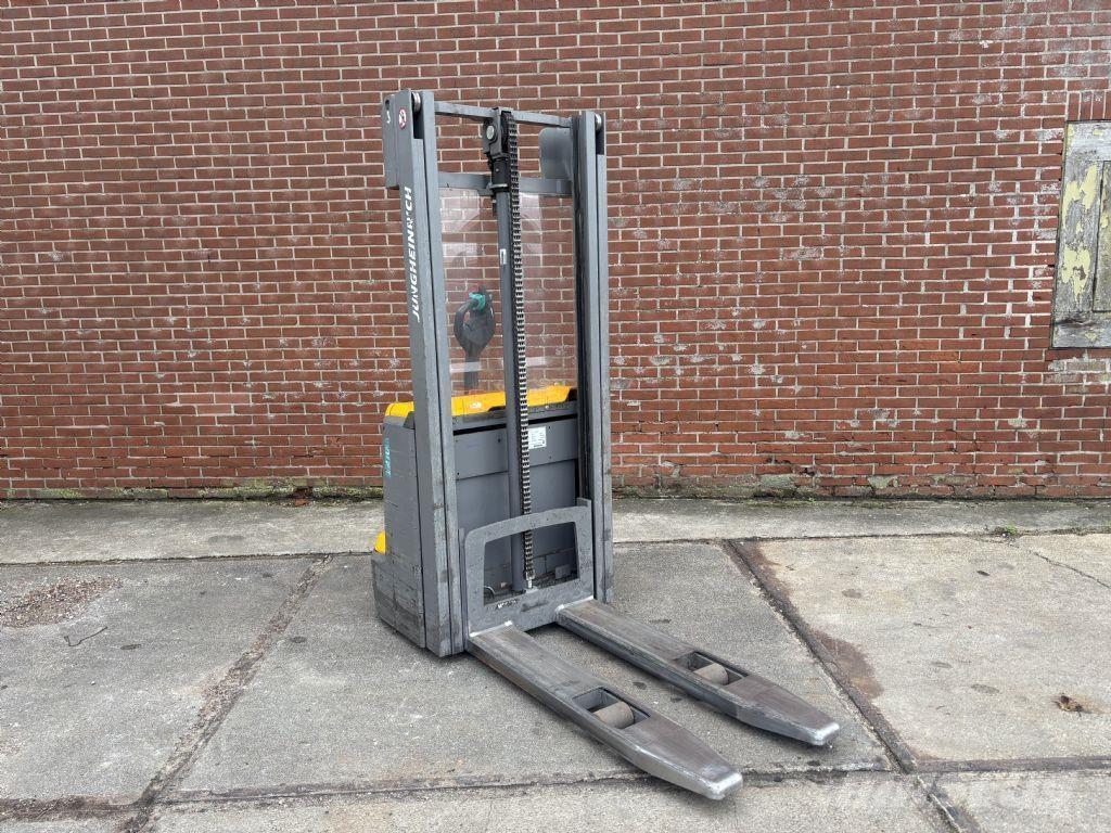 Jungheinrich EJC 112 Transpallet uomo a terra