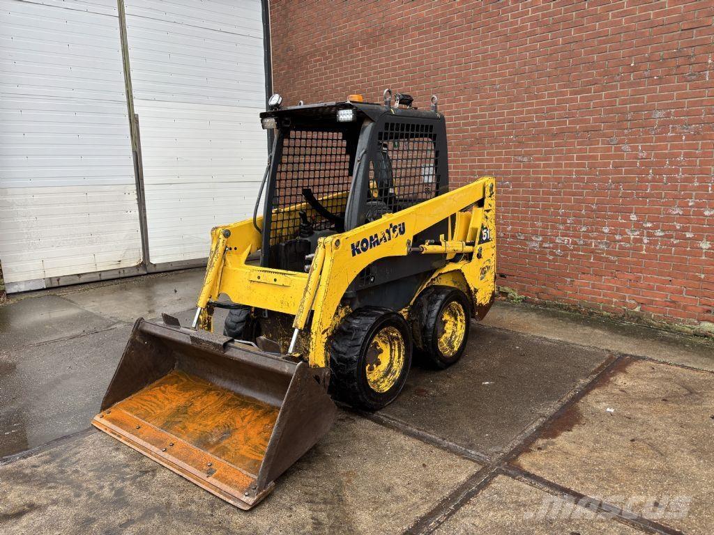 Komatsu SK510 Mini Pale Gommate