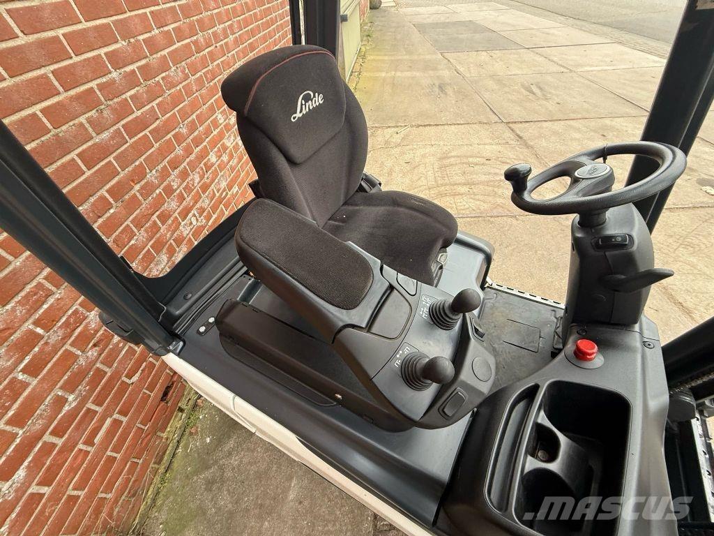 Linde E14-02 Carrelli elevatori elettrici