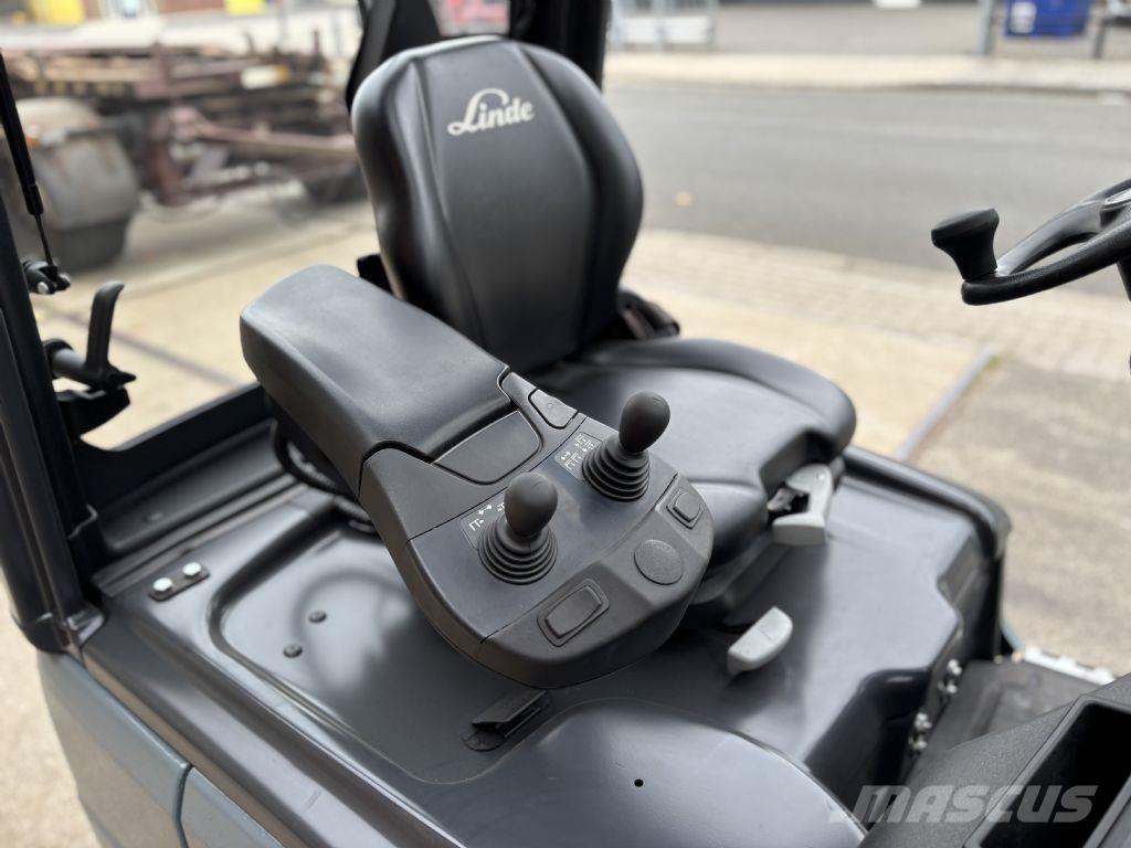 Linde E14-02 Carrelli elevatori elettrici