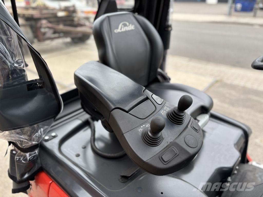 Linde E14-02 Carrelli elevatori elettrici
