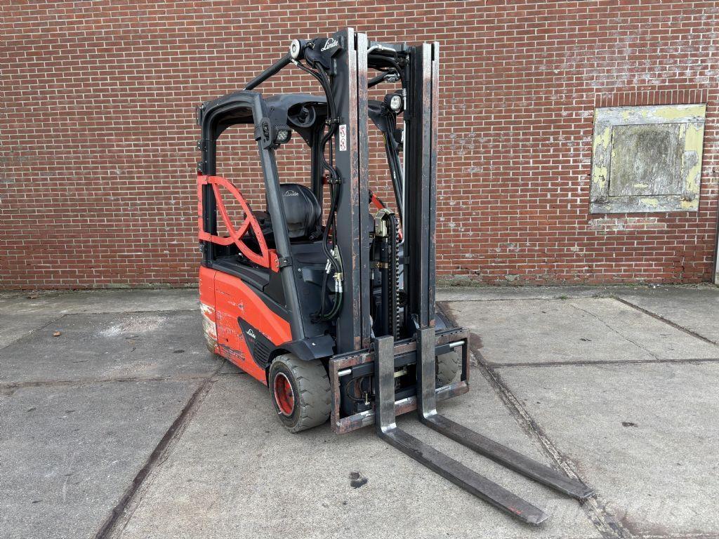 Linde E18L-02 Carrelli elevatori elettrici