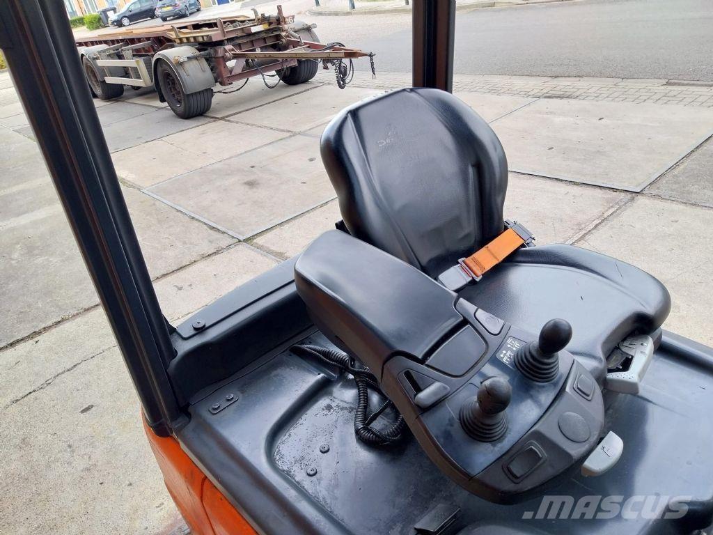 Linde E20L-02 Carrelli elevatori elettrici