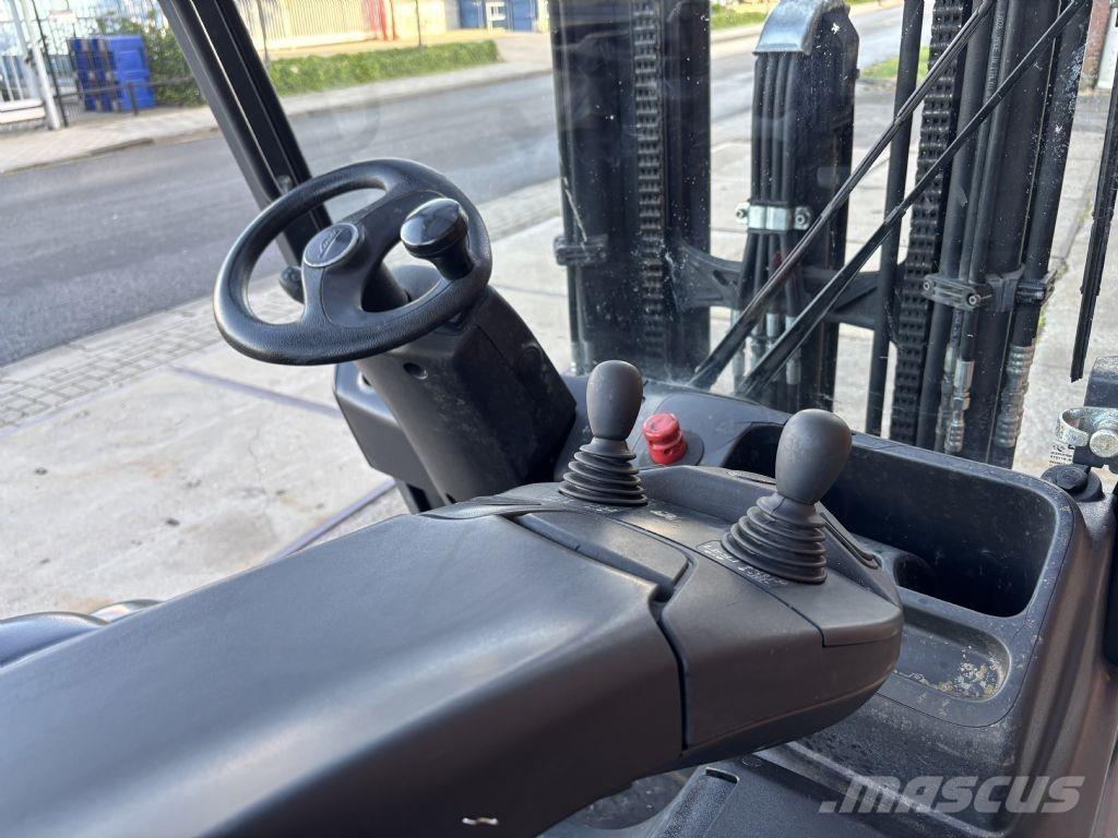 Linde E25HL-01/600 Carrelli elevatori elettrici