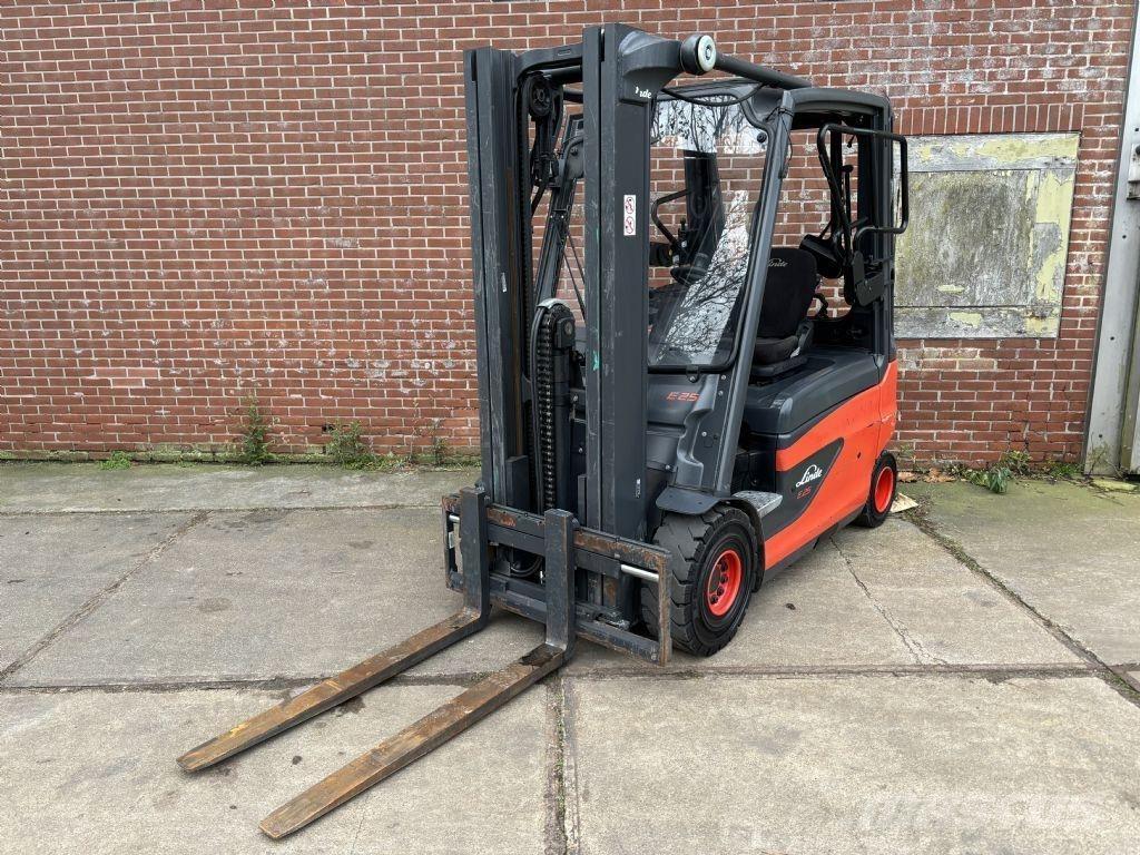 Linde E25L-01 Carrelli elevatori elettrici