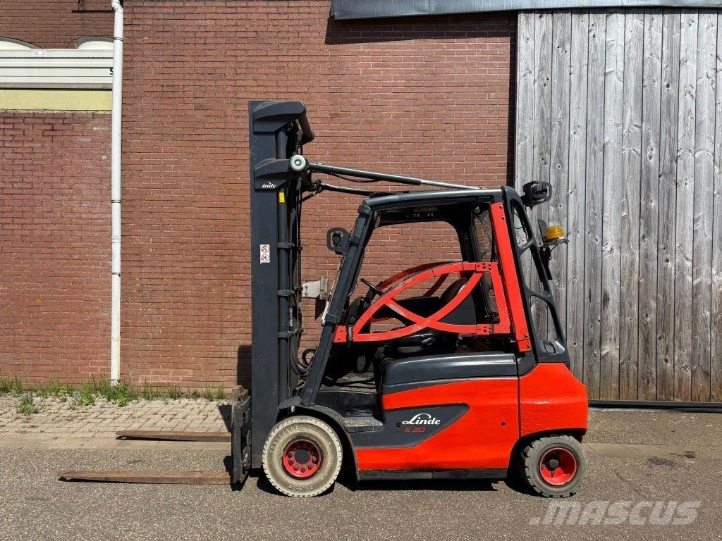 Linde E30-01 Carrelli elevatori elettrici