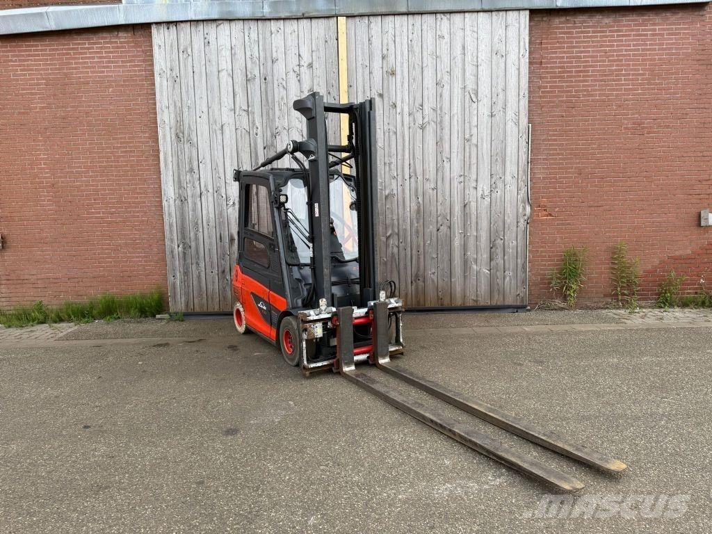 Linde E30-01 Carrelli elevatori elettrici