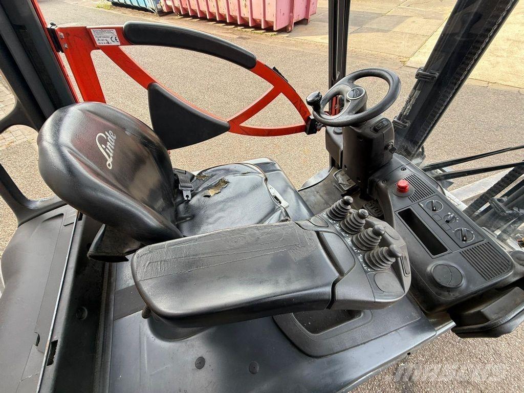 Linde E30-01 Carrelli elevatori elettrici