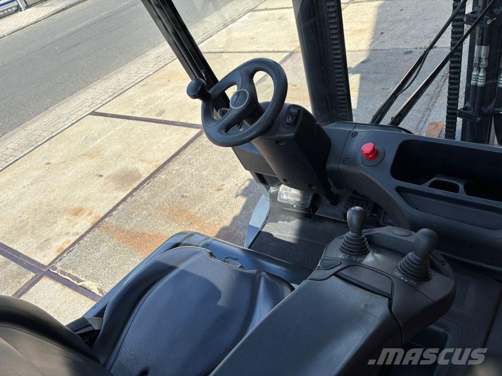 Linde E30L-01 Carrelli elevatori elettrici