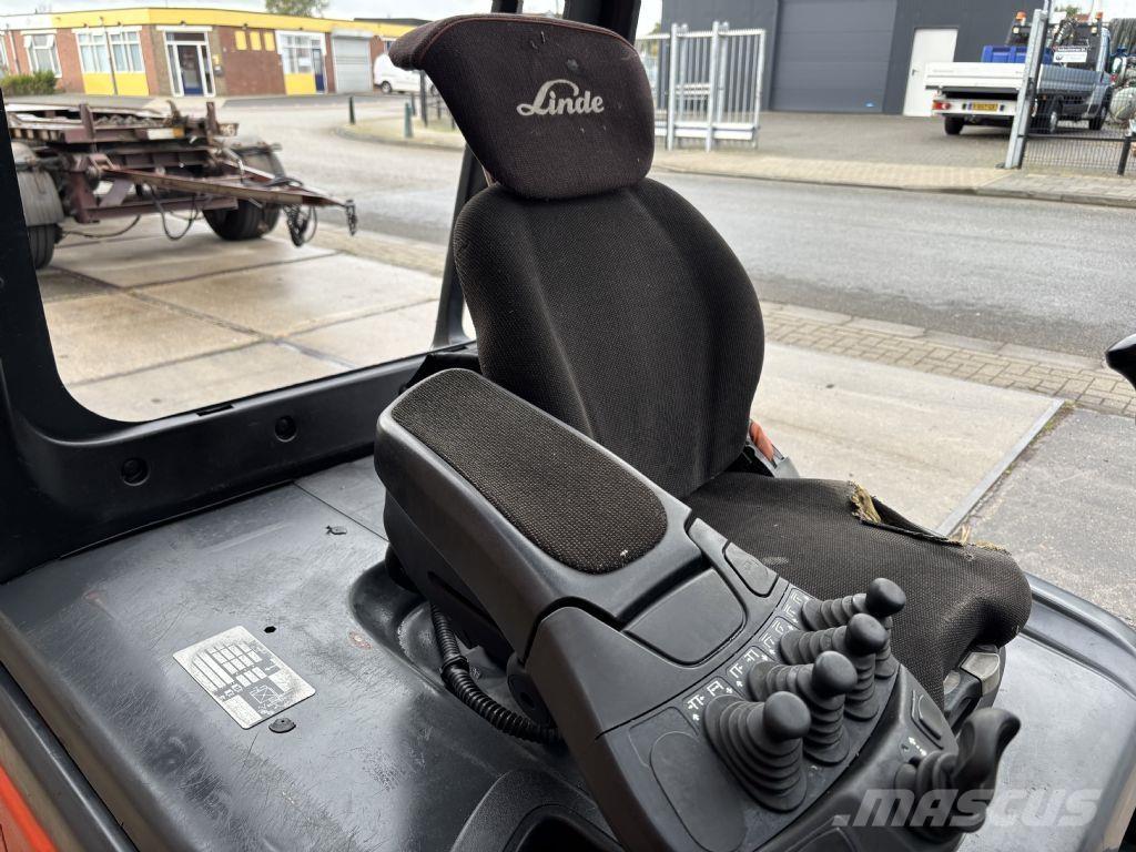 Linde E30L-01 Carrelli elevatori elettrici