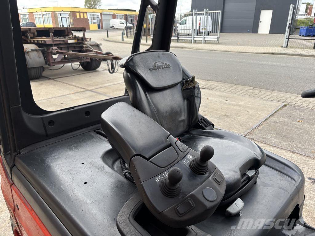 Linde E30L-01 Carrelli elevatori elettrici