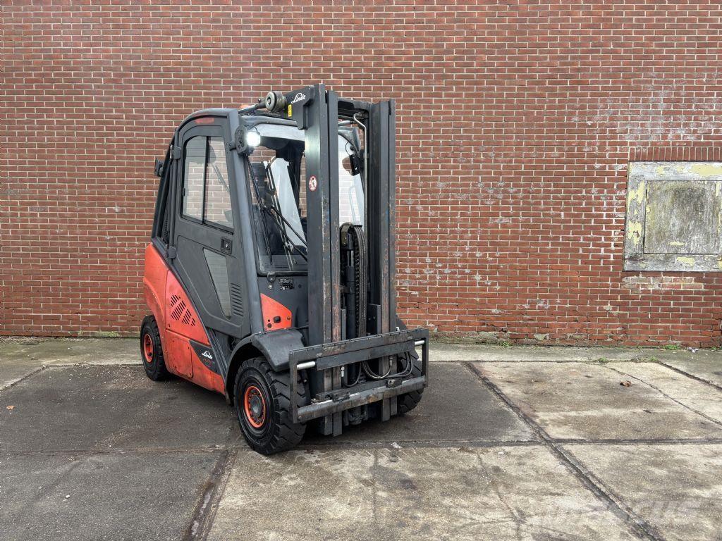 Linde H25D-02 Carrelli elevatori diesel