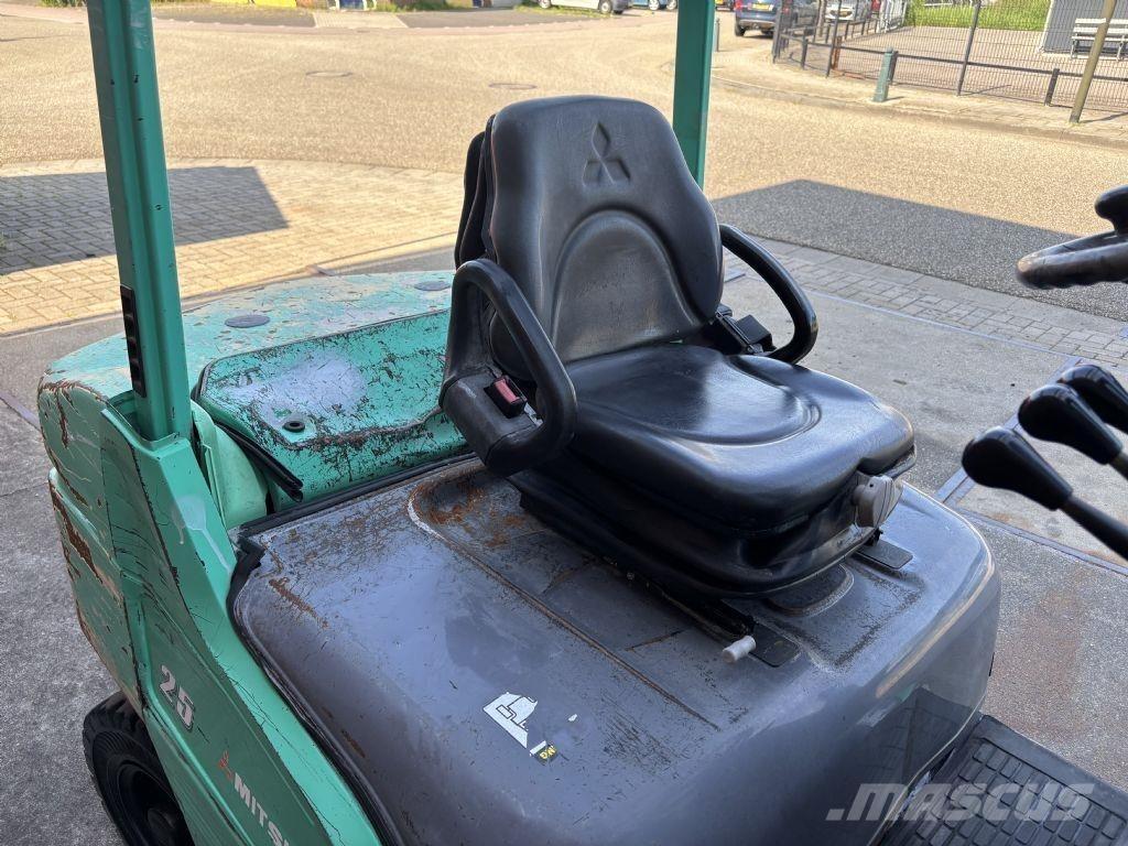 Mitsubishi FD25N Carrelli elevatori diesel