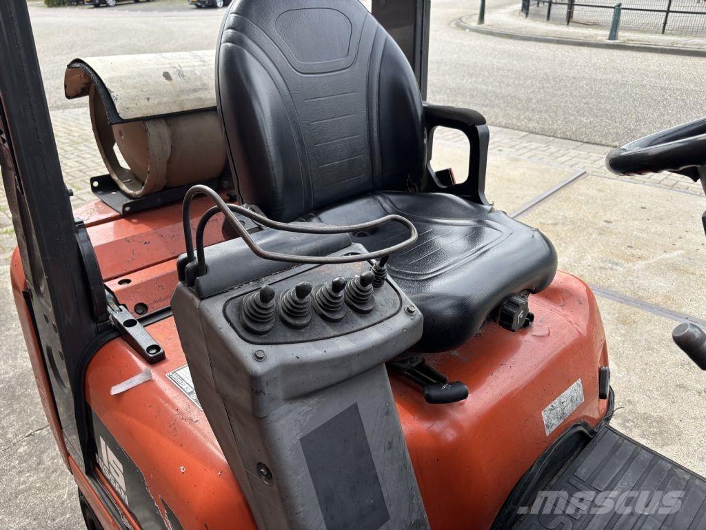 Nissan PD01A15PO Carrelli elevatori GPL