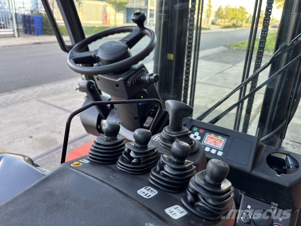 Toyota 8FBMT50 Carrelli elevatori elettrici