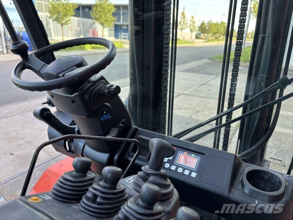 Toyota 8FBMT50 Carrelli elevatori elettrici