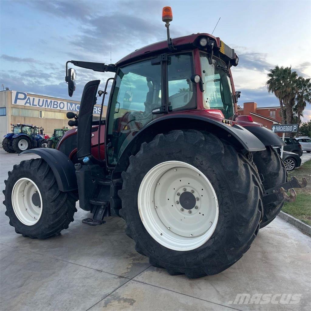 Valtra N174 Trattori