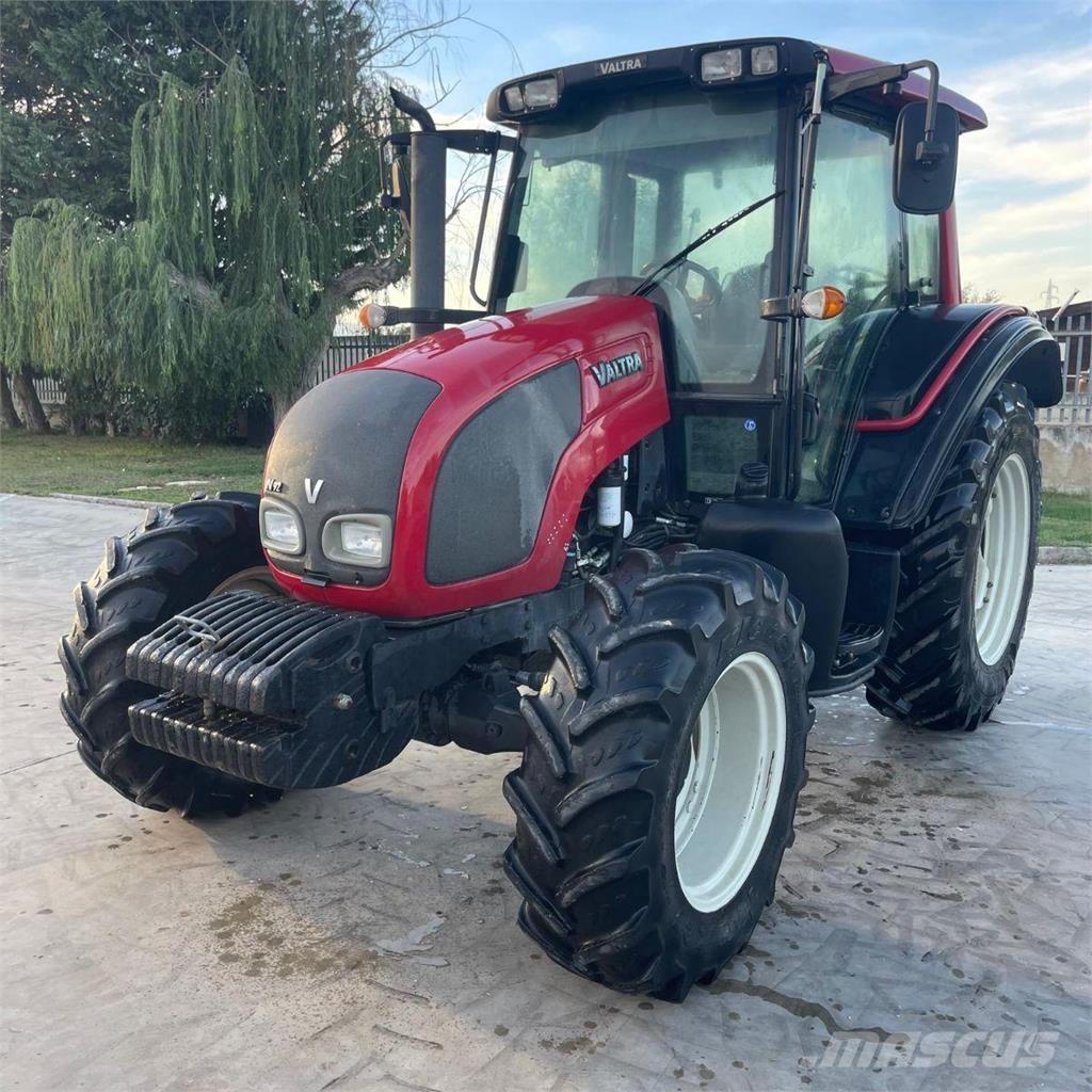 Valtra N92 Trattori