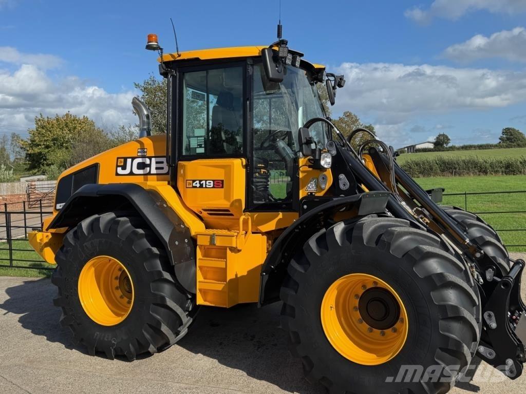 JCB 419S Trattori