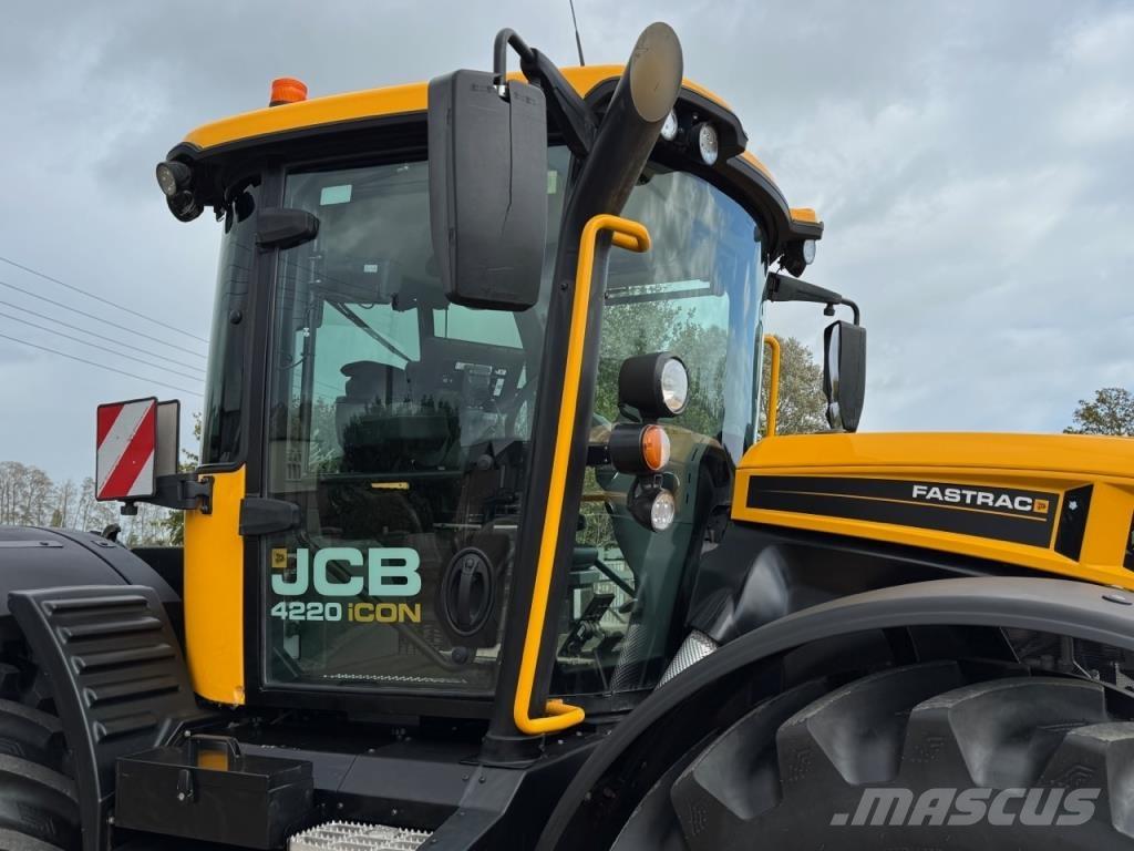 JCB 4220 iCON Trattori