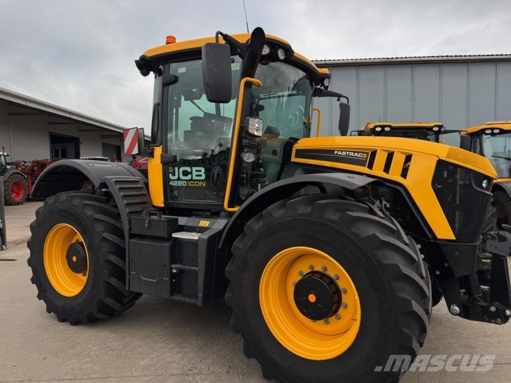 JCB 4220 iCON Trattori