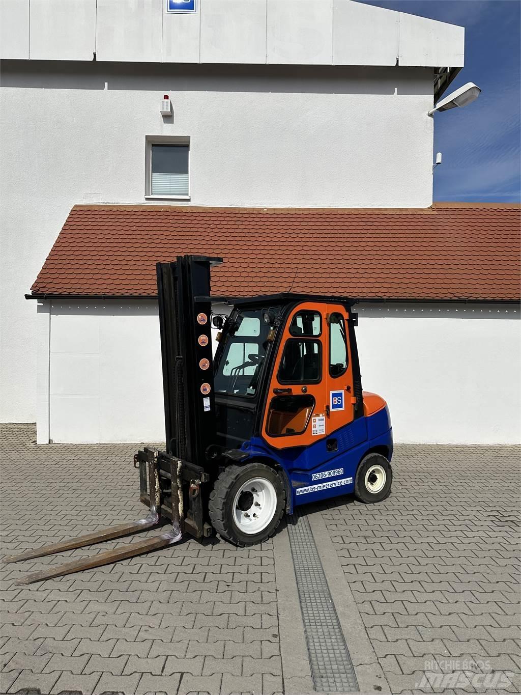 Clark C30D Costruzioni - Altro