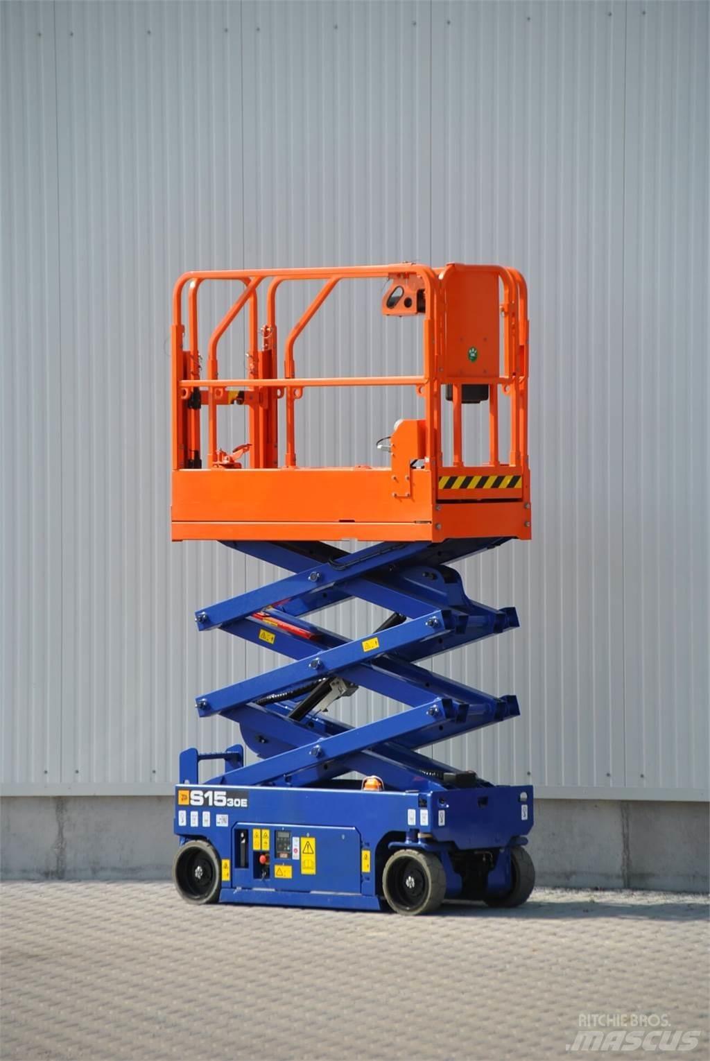JCB S1530E Piattaforme a pantografo