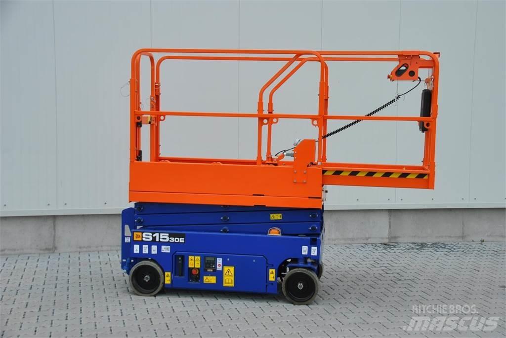 JCB S1530E Piattaforme a pantografo