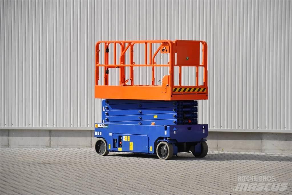 JCB S3246E ED Piattaforme a pantografo