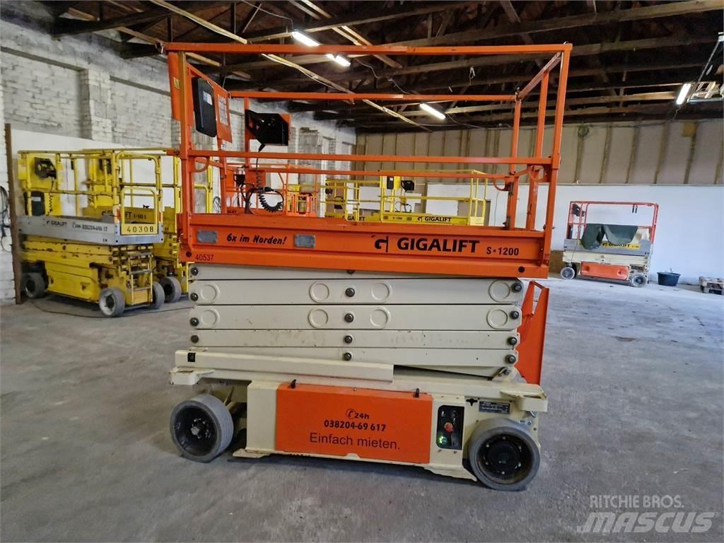 JLG 10 RS Piattaforme a pantografo