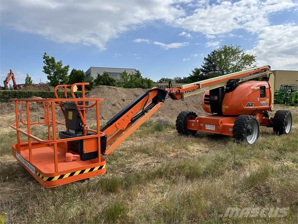 JLG 600AJ Piattaforme a braccio articolato