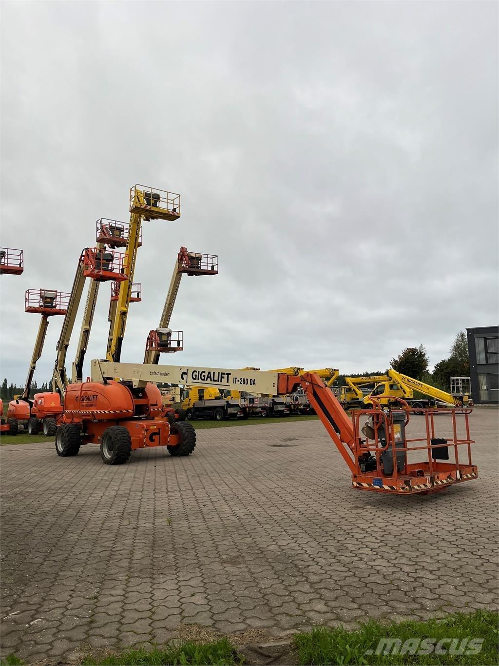JLG 860 SJ Piattaforme a braccio telescopico