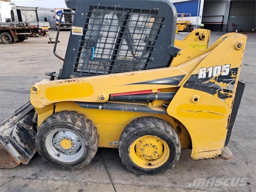 Gehl R105 Pale gommate