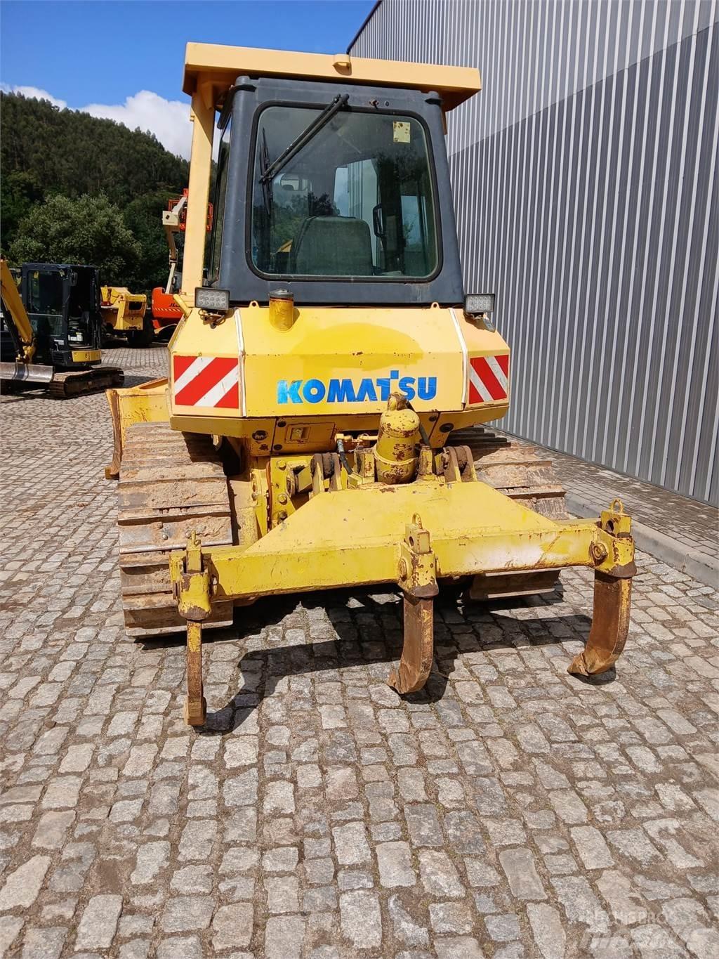 Komatsu D41E-6 Posatubi cingolati