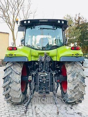 CLAAS ARION 520 Trattori