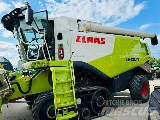 CLAAS LEXION 750 Mietitrebbiatrici