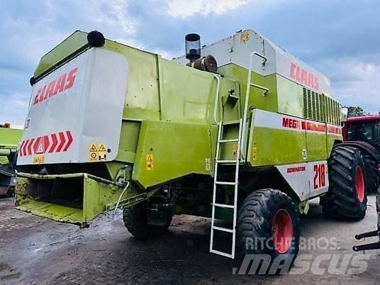 CLAAS MEGA 218 Mietitrebbiatrici