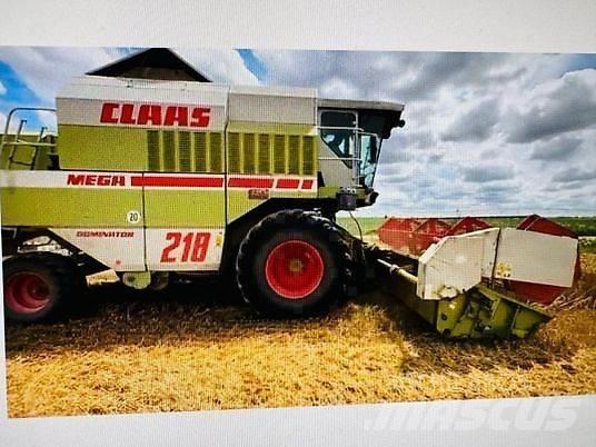 CLAAS MEGA 218 Mietitrebbiatrici