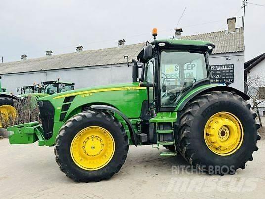 John Deere 8345R Trattori