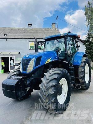 New Holland T7030 Trattori