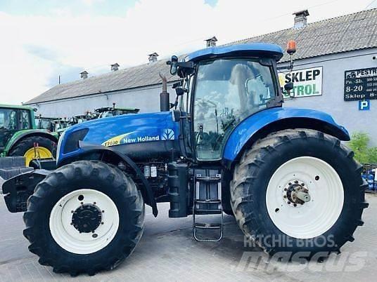 New Holland T7030 Trattori