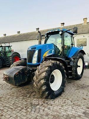 New Holland T8040 Trattori