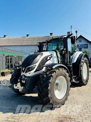 Valtra T174 VERSU Trattori