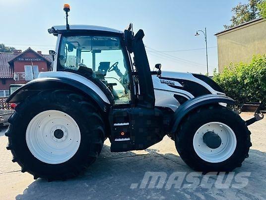 Valtra T174 VERSU Trattori