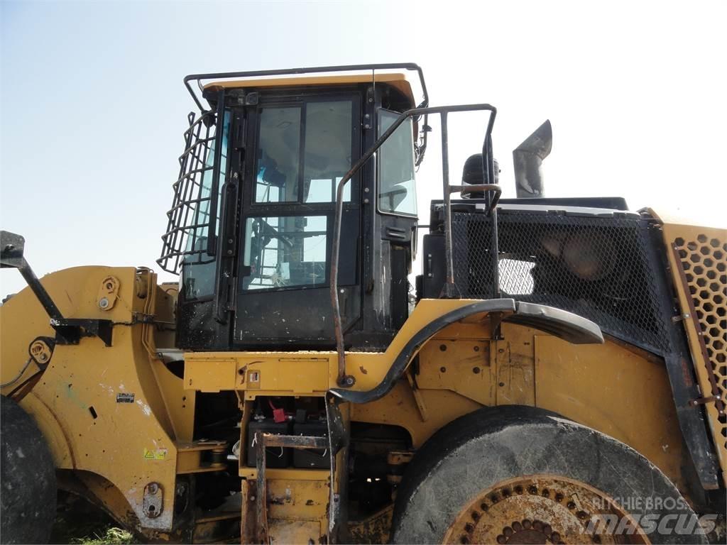 CAT 950k Pale gommate