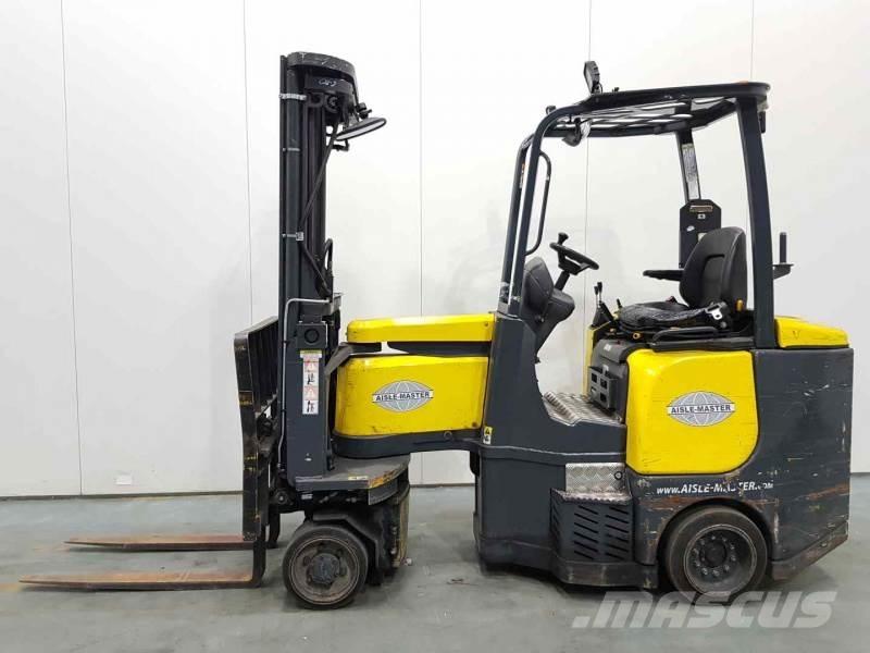 Aisle-Master 15E Elevatore passaggio stretto