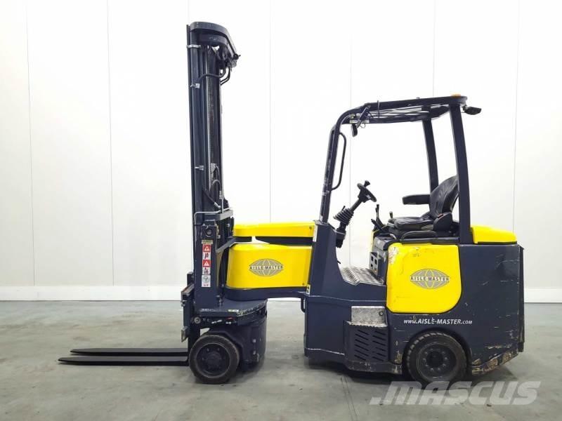 Aisle-Master 15SE Elevatore passaggio stretto