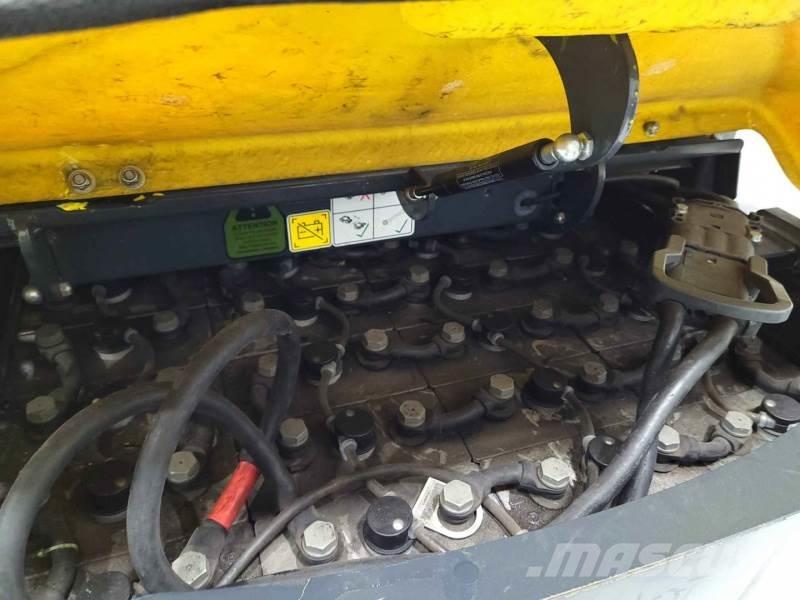 Aisle-Master 20SE Elevatore passaggio stretto