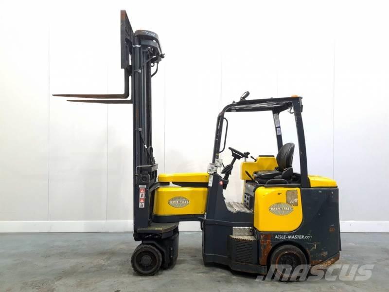 Aisle-Master 20SE Elevatore passaggio stretto